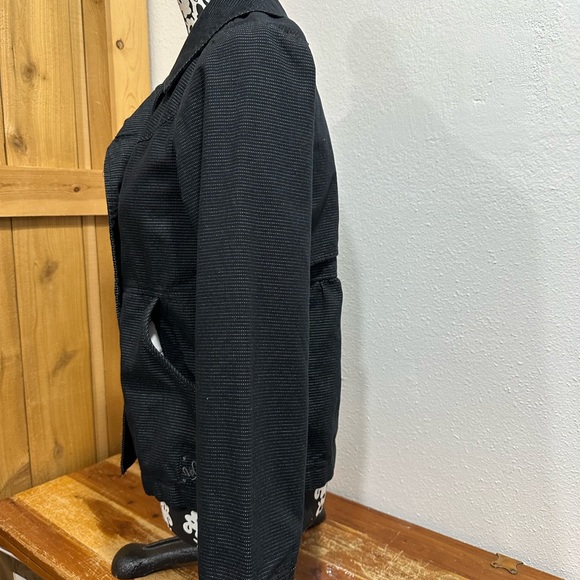 Volcom Black and White Jacket - Picture 6 of 7